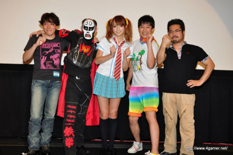 画像ギャラリー No.017のサムネイル画像 / 鉄拳さんの芸名はゲームのパクリだと公式に認めた? 原田勝弘氏や佐藤かよさんらが出演した,映画「鉄拳 ブラッド・ベンジェンス」イベントレポート