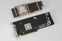 画像ギャラリー No.013のサムネイル画像 / オリジナルデザインを採用したPalitのGTX 680カードを試す。強化型電源+3連ファン仕様クーラーの効果はいかほどか