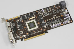 画像ギャラリー No.015のサムネイル画像 / オリジナルデザインを採用したPalitのGTX 680カードを試す。強化型電源+3連ファン仕様クーラーの効果はいかほどか