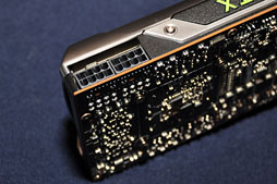 画像集#023のサムネイル/【速報】NVIDIA，「GeForce GTX 690」発表。2基のGPUを1枚のカードに搭載したウルトラハイエンドモデル