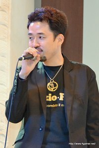 画像ギャラリー No.032のサムネイル画像 / レベッカのスペシャルコスチュームは白いメイド服? 「バイオハザード ザ・マーセナリーズ 3D」発売記念イベントで,“サムライエッジ”やファントムのアパレル商品復刻も発表