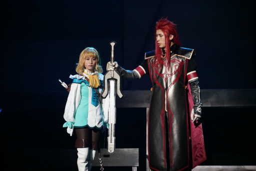 画像ギャラリー No.014のサムネイル画像 / 舞台「テイルズ オブ ザ ステージ -ローレライの力を継ぐ者-EMOTIONAL ACT」のゲネプロレポート。「ジ アビス」のもう1つの物語が描かれる