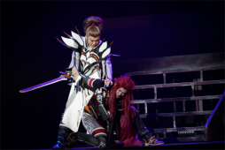 画像ギャラリー No.017のサムネイル画像 / 舞台「テイルズ オブ ザ ステージ -ローレライの力を継ぐ者-EMOTIONAL ACT」のゲネプロレポート。「ジ アビス」のもう1つの物語が描かれる