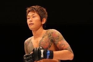 ꡼ No.010Υͥ / ַĹ5פƮ٥ȡTHE OUTSIDERפȥܡǤ˻äܰΥܻؤ