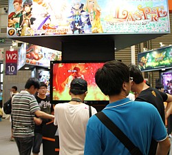 画像集#003のサムネイル/[CJ 2011]PC版展示は一切なし。新たな超巨大ゲーム市場となりそうな中国スマートフォンに照準を合わせた第九城市の展望を聞く 