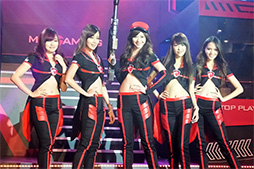 画像ギャラリー No.003のサムネイル画像 / 「Dota 2」の決勝戦で台北の夜が熱く燃えた。国際ゲームトーナメントBeat IT 2014をレポート