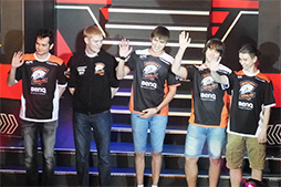 画像ギャラリー No.011のサムネイル画像 / 「Dota 2」の決勝戦で台北の夜が熱く燃えた。国際ゲームトーナメントBeat IT 2014をレポート