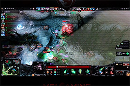 画像ギャラリー No.033のサムネイル画像 / 「Dota 2」の決勝戦で台北の夜が熱く燃えた。国際ゲームトーナメントBeat IT 2014をレポート