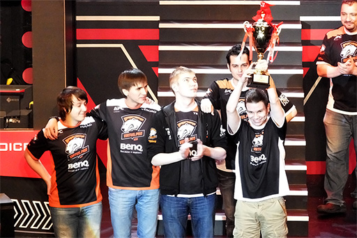 画像ギャラリー No.042のサムネイル画像 / 「Dota 2」の決勝戦で台北の夜が熱く燃えた。国際ゲームトーナメントBeat IT 2014をレポート
