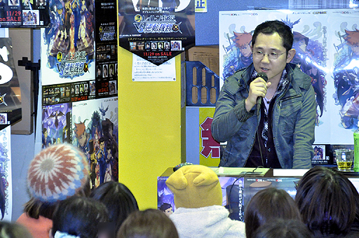 画像ギャラリー No.006のサムネイル画像 / カプコン 巧 舟氏のトークで多いに盛り上がった「レイトン教授VS逆転裁判」の発売記念イベントをレポート