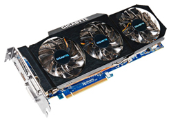 画像ギャラリー No.003のサムネイル画像 / 3連ファン仕様のクーラーを搭載したHD 6970などGIGA-BYTE製カード×3