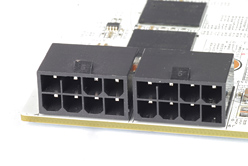 ���������꡼ No.004�Υ���ͥ������ / GALAXY��2���GTX 560 Ti��1��Υ����ɤ���ܤ����ǥ奢��GPU�����ɳ�ȯ�档3��ܡ�4���ܤ�����ȯɽ��