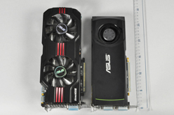 画像ギャラリー No.012のサムネイル画像 / 3スロット占有の大型クーラーを搭載したASUS製GTX 580カード「ENGTX580 DCII」。クーラーの冷却能力とOC周りをチェックする