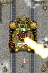 画像ギャラリー No.005のサムネイル画像 / カプコンの名作STG「1942」がiPhone/iPod touchで復活。「1942 -FIRST STRIKE-」で新たなる全8ステージの激戦をくぐり抜けよう