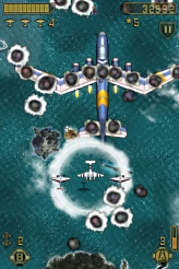 画像ギャラリー No.006のサムネイル画像 / カプコンの名作STG「1942」がiPhone/iPod touchで復活。「1942 -FIRST STRIKE-」で新たなる全8ステージの激戦をくぐり抜けよう