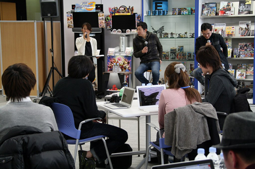 画像ギャラリー No.001のサムネイル画像 / ひょっとすると「憑依ドン!」になっていた?「ゴースト トリック」のブロガーイベントで,開発秘話やiPhone/iPod touch版のアップデート情報が明らかに