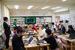 画像ギャラリー No.016のサムネイル画像 / 「Minecraft」が公立小学校の教材に。プログラミング教育の参観・体験イベント「i和design-Programming Festival」の模様をレポート