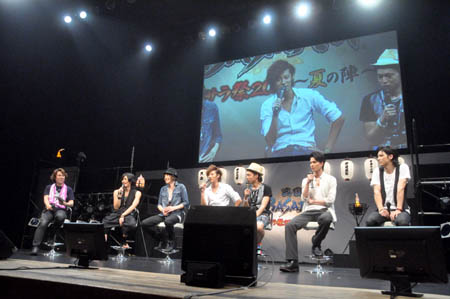 画像ギャラリー No.008のサムネイル画像 / 舞台「戦国BASARA3」のキャストをサプライズ発表! ゲスト陣が想いを熱く語った「バサラ祭2011〜夏の陣〜前夜祭」の模様をレポート