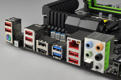 ꡼ No.030Υͥ / GIGA-BYTEΥޡZ68ޥܡɡG1.Sniper 2פ̿Ǹ