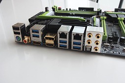 ꡼ No.004 | COMPUTEXϡIntel 8꡼åץåȤפˤĤGIGABYTEʹƤߤ