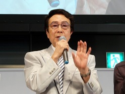 ꡼ No.021Υͥ / Xbox 360 պ in AKIBA κŵײݡȡӥޡڻϯо줷Forza Motorsport 4ץȡ硼ݡȤǺ