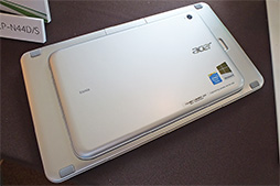 画像ギャラリー No.006のサムネイル画像 / 世界初の8.1インチWindows 8タブレット「Iconia W3」など,Acerが新タブレット&ノートPCを日本市場に投入