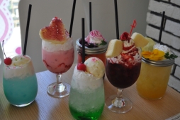 画像ギャラリー No.016のサムネイル画像 / ハピなる! 個性的で美味しいメニューが楽しめる「プリティーオールフレンズレインボー♡イースターカフェ」をレポート