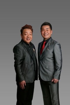 トロピコ4 日本語版」,メイン声優に芸人「ノブ&フッキー」のフッキー