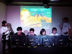 画像ギャラリー No.005のサムネイル画像 / 有名実況プレイヤー,ガッチマン氏&せんとす氏がマルチプレイの魅力をアピール。「ダークネス2」マルチプレイ先行体験イベントをレポート