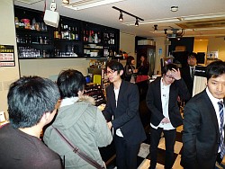 画像ギャラリー No.010のサムネイル画像 / 有名実況プレイヤー,ガッチマン氏&せんとす氏がマルチプレイの魅力をアピール。「ダークネス2」マルチプレイ先行体験イベントをレポート