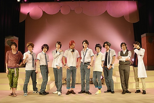 画像ギャラリー No.002のサムネイル画像 / 「舞台 STORM LOVER〜波打ち際の王子SUMMER 改!〜」のゲネプロをレポート。セントルイス・ハイの熱い夏が再び!