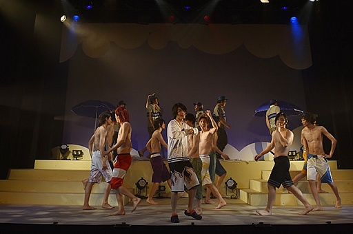 画像ギャラリー No.006のサムネイル画像 / 「舞台 STORM LOVER〜波打ち際の王子SUMMER 改!〜」のゲネプロをレポート。セントルイス・ハイの熱い夏が再び!