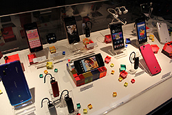 ꡼ No.005Υͥ / TGS 2011ϡ֥Х륲ॳʡפʤ󤫥ФXperia PLAYץ֡ˤPlayStationեȤ󥹥ȡ뤵줿֤̥ץ쥤֥Ÿġġ