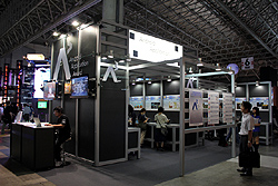 ꡼ No.013Υͥ / TGS 2011ϡ֥Х륲ॳʡפʤ󤫥ФXperia PLAYץ֡ˤPlayStationեȤ󥹥ȡ뤵줿֤̥ץ쥤֥Ÿġġ