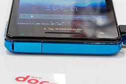 ꡼ No.022Υͥ / NTTɥ⡤GALAXY S III סAQUOS PHONE ZETAפʤ2012ǯߥǥ륹ޡȥե10ʤȯɽ٤Ƥ100MbpsΡXiפб