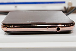 ꡼ No.029Υͥ / NTTɥ⡤GALAXY S III סAQUOS PHONE ZETAפʤ2012ǯߥǥ륹ޡȥե10ʤȯɽ٤Ƥ100MbpsΡXiפб