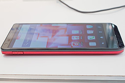 ꡼ No.034Υͥ / NTTɥ⡤GALAXY S III סAQUOS PHONE ZETAפʤ2012ǯߥǥ륹ޡȥե10ʤȯɽ٤Ƥ100MbpsΡXiפб