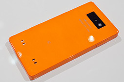 ꡼ No.051Υͥ / NTTɥ⡤GALAXY S III סAQUOS PHONE ZETAפʤ2012ǯߥǥ륹ޡȥե10ʤȯɽ٤Ƥ100MbpsΡXiפб