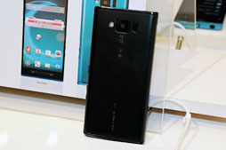 ꡼ No.038 | ɥ⡤Xperia Zפ2MEDIASʤ2013ǯեǥ륹ޡȥե֥åȤȯɽܥǥäȻȤäƤߤ 