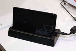 ꡼ No.040 | ɥ⡤Xperia Zפ2MEDIASʤ2013ǯեǥ륹ޡȥե֥åȤȯɽܥǥäȻȤäƤߤ 