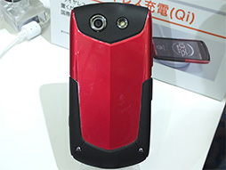 画像集#005のサムネイル/KDDI,2014夏モデルのスマホ8製品などを発表。キャリアアグリゲーション&WiMAX 2+両対応で高速通信機能を充実