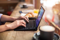 画像ギャラリー No.004のサムネイル画像 / ソニー,防水Androidタブレット「Xperia Z4 Tablet」のWi-Fi接続専用モデルを6月19日に発売