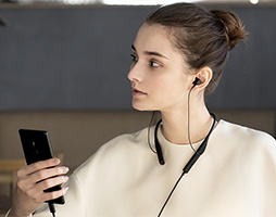 ꡼ No.011 | ˡXperia XZ2סXperia XZ2 Compactפȯɽڥ918αվѥͥSnapdragon 845ѤΥեååץǥ