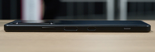 画像ギャラリー No.006のサムネイル画像 / ドコモの夏モデルは「Xperia 1 III」と「AQUOS R6」に注目。NTTドコモ2021夏モデル展示会レポート