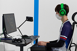 画像ギャラリー No.027のサムネイル画像 / ドコモの夏モデルは「Xperia 1 III」と「AQUOS R6」に注目。NTTドコモ2021夏モデル展示会レポート