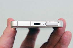 ꡼ No.006 | 侮᥵ǤϥɻͤΥޡȥեXperia 5 Vפо