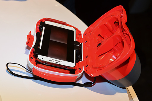 ꡼ No.010 | SIGGRAPH 2015ϴ᡼Υޥƥ뤬ҶVR HMDȯ桩 SIGGRAPH Ÿݡȸ