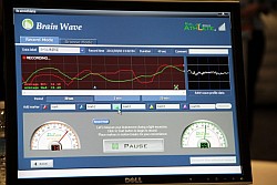 ꡼ No.013Υͥ / GDC 2011ϺǯäѤǾȤʤˤʤäNeuroSkyοǥХƤߤ