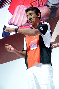 ꡼ No.010 | TGS 2011ϡF1 2011פΥơڰΤ󡤰ͤࡹо졣졼ȳΤϡġ 