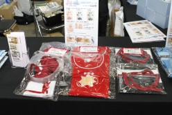 画像ギャラリー No.021のサムネイル画像 / 5pb.所属アーティストによる恒例のライブもあった“萌えの祭典”「DreamParty東京2011春」のレポートを掲載